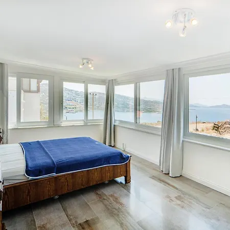 W Pool Garden Patio 1 Min To In Bodrum Hotel 4*